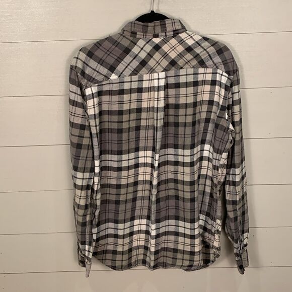 Columbia two-tone gray, button-down flannel plaid men’s size medium casual shirt - Picture 6 of 7